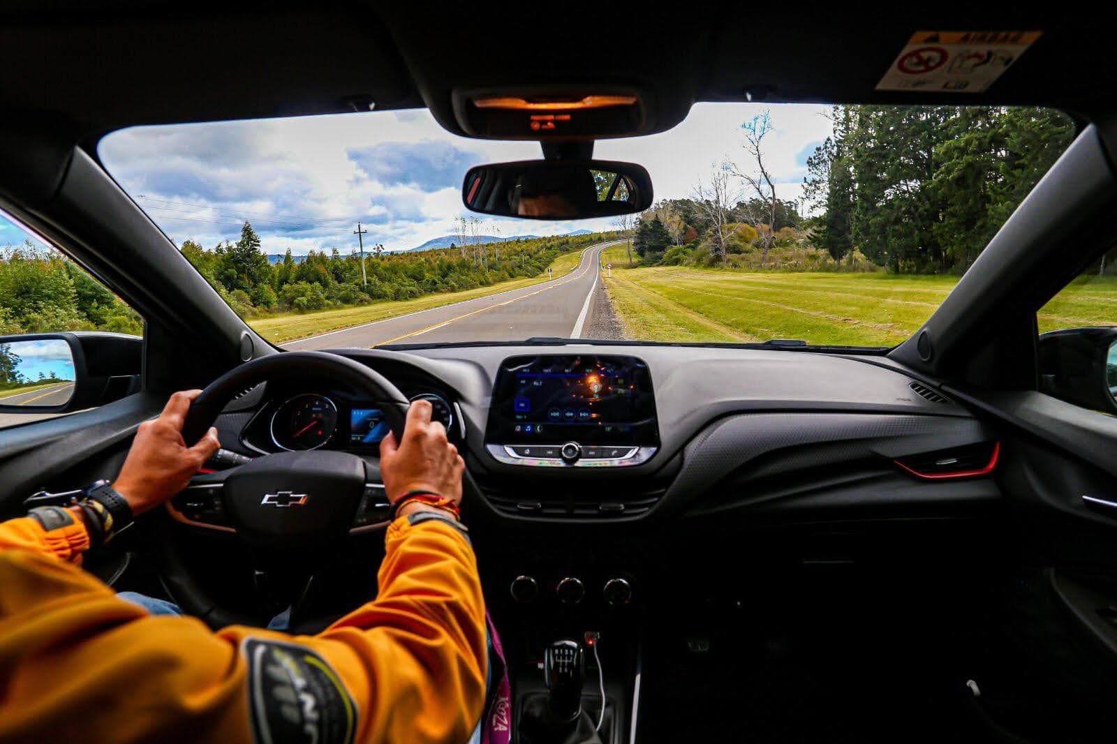 Conduciendo en Academia Punta